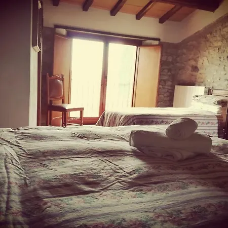 Shared Apartments, Rotecastello, Collelungo, Santalucia, San Bartolomeo, Rosato, Cerretello - Happy