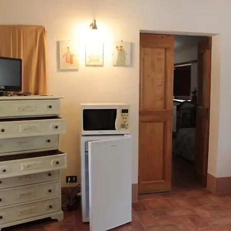 Shared Apartments, Rotecastello, Collelungo, Santalucia, San Bartolomeo, Rosato, Cerretello - Happy * 新维南佐